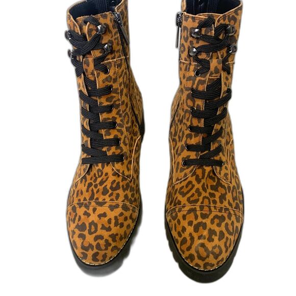 Donald Pliner Suede Boots Leather Animal Print‎ Combat Hiker Biker 7 NEW - Picture 2 of 12